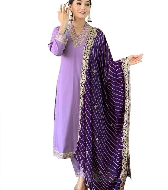 Naixa Women embroidered straight kurta set