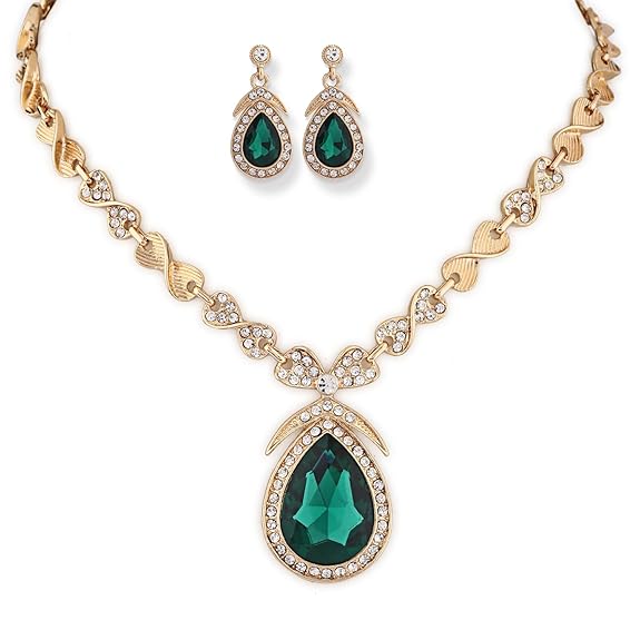 Elegant Crystal Necklace Set