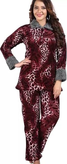 Trumpkin Women Velvet Printed Pajama