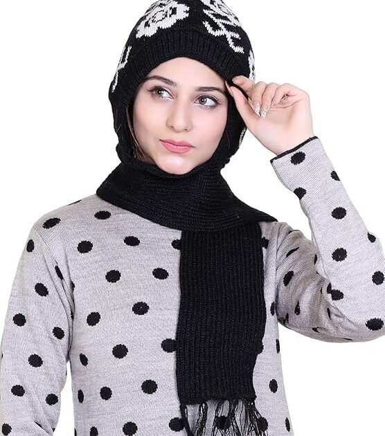 Women cozy knitted winter cap